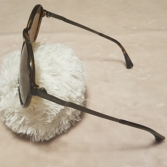 Giorgio Armani sunglasses - Picture 3 of 8